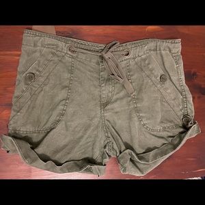 Sanctuary Green Shorts